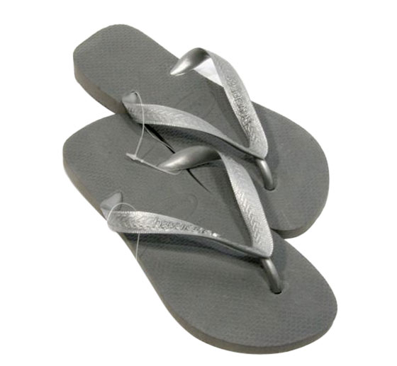 履き心地最高！ビーチサンダル　サーフィン　海水浴に！【HAVAIANAS】ハワイアナス TOP METARIC:PTA CLARA
