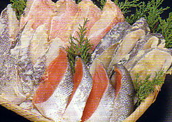 【送料込】北海道の切り身魚セット（鮭・銀ダラ・メヌキ・真ダラ）ボリュームたっぷり16切！【冷凍便】【お中元】