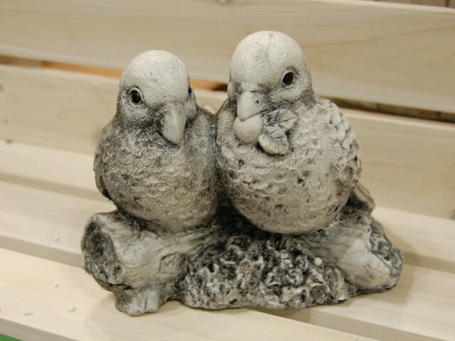 石の彫刻・ストーンオブジェ2羽の小鳥