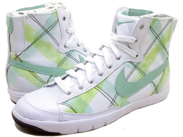 10000~ȏエグő!!yfB[XTCYzNIKE WMNS BLAZER MID iCLE[}Yu[U[~bhE