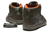 「NIKESBxFRANKKOZIK」NIKEDUNKHIGHPREMIUMSBQSSTLGRN/OLVKHK-SFTYORNG-CRGナイキダンクハイプレミアムエスビークイックストライクフランクコジックオリーブオレンジ【あす楽対応】