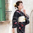 浴衣 3点セット(浴衣/半幅帯/下駄) bonheur saisons ボヌールセゾン 濃紺 ダークネイビー 金魚 流水紋 綿 浴衣セット 女性 レディース 【送料無料】【あす楽対応】:estimated delivery.bonheur saisons 浴衣セット落ち着いた色地に、金魚と流水紋が描かれた女性用浴衣です。着るたびに肌になじむ綿100%で、ナチュラルな風合いが魅力的なレディース浴衣です。こちらの浴衣は仕立て上がりですので、お届け後すぐにご使用いただけます。生地は、涼やかな着心地の綿素材です。サラッとした生地が湿気や汗を素早く吸収してくれるので、暑い季節のオシャレを快適に保ちます。ご自宅でお洗濯が可能な「洗える着物」です。手洗いや洗濯ネットに入れた弱め洗いのあと、脱水はかけず、着物ハンガー等での陰干しが推奨です。雨やヨゴレの多い季節でも、普段の洋服と同じように清潔に和服のオシャレが楽しめます。夏のお祭りや花火大会などで、女性らしく美しい着物姿をお楽しみください。浴衣の詳細 身丈袖丈裄丈適応身長Sサイズ約155cm約47cm約65cm143〜158cmフリーサイズ約165cm約49cm約68cm153〜168cm素材表地綿100%裏地なし洗濯について洗濯機をご利用になる場合、色移り等品質を損なう問題が発生する場合がございます。ご注意ください。漂白剤の使用は避け、日陰に干してください。手で絞る場合は弱く、遠心脱水の場合は、短時間で絞ります。アイロンは高温(210℃を限度)で、当て布の上からかけてください。注意事項適度な透け感があるので、浴衣用のインナーの着用をおすすめいたします。帯の詳細 幅長さワンサイズ約17cm約360cm素材表地ポリエステル100%裏地なし洗濯について洗濯機をご利用になる場合、色移り等品質を損なう問題が発生する場合がございます。ご注意ください。漂白剤の使用は避け、日陰に干してください。手で絞る場合は弱く、遠心脱水の場合は、短時間で絞ります。アイロンは高温(210℃を限度)で、当て布の上からかけてください。下駄の詳細 幅長さ高さ適応サイズサイズ約8cm約24.2cm約3.5cm23.0〜24.5cm素材鼻緒ポリエステル台桐納期14時までの注文で即日出荷セット内容浴衣 ×1帯 ×1下駄 ×1注意事項こちらの商品は、浴衣・帯・下駄の3点セットです。セット内容の一部変更や、それに伴う値引きは承っておりません。帯は結び帯ではございません。セットの下駄は、当店選別の「おまかせコーデ」です。台色や鼻緒の色柄のご希望は承りかねますのでご了承ください。撮影環境により、モデル着用の商品が実際の色よりも明るく見える場合があります。商品の色みは単品で撮影された画像をご参照ください。涼しさを保つため、生地は適度に薄く透け感があります。 http://hb.afl.rakuten.co.jp/hgc/g00qczq1.q0w8254b.g00qczq1.q0w8303e/?pc=http%3A%2F%2Fitem.rakuten.co.jp%2Fso-bien%2Fyuset-y4-brand837ok%2F&m=http%3A%2F%2Fm.rakuten.co.jp%2Fso-bien%2Fi%2F10119777%2F
