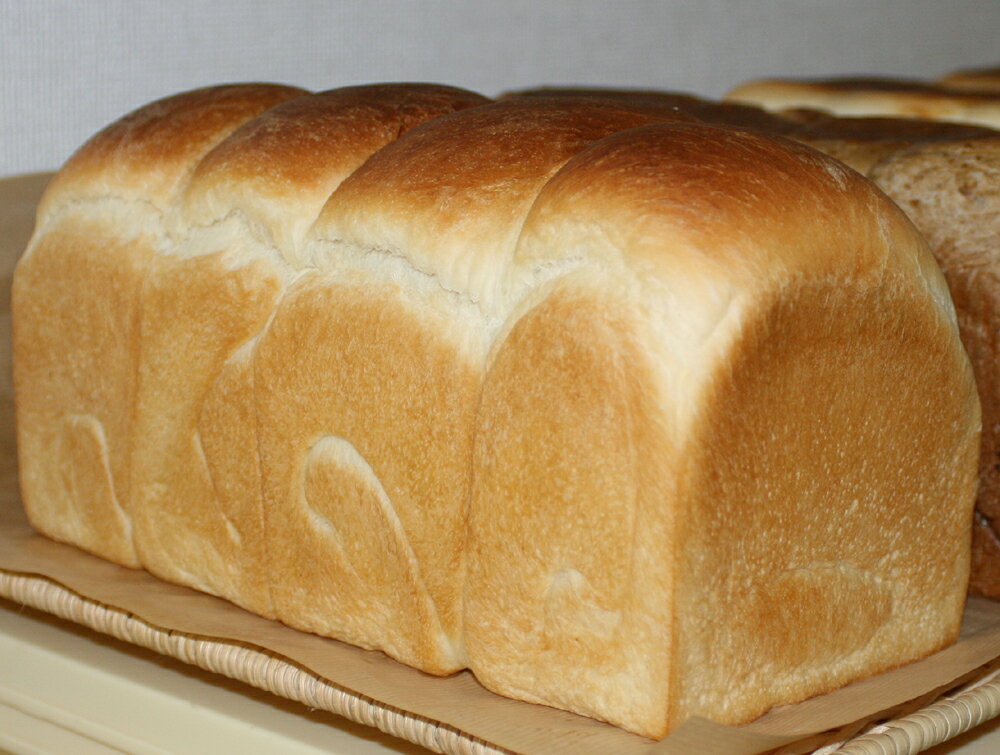 天然酵母山形食パン（1斤）