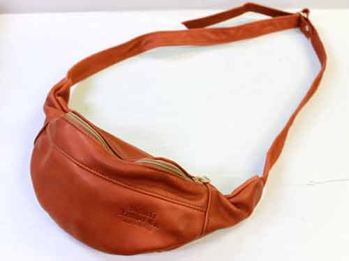 Victoria Leather WAIST POUCH ubN [rNgAU[ EGXg|[` qbvobO]