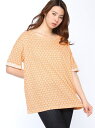 【SALE/50%OFF】BENETTON (W)ウエッジプリントTシャツ・カットソーDDW1 ベネトン カットソー【RBA_S】【RBA_E】:BENETTON (UNITED COLORS OF BENETTON)(ベネトン)(W)ウエッジプリントTシャツ・カットソーDDW1総柄デザインのプリントTシャツです。ボートネックを採用して顔まわりをすっきりとした印象に仕上げました。袖を折り返し、さりげないアクセントに。シンプルなボトムやアウターを合わせるだけでお洒落に決まるアイテムです。モデル身長:168cm 着用サイズ:L17P3BITE1D35-61Q-L U11201■■333■■【採寸】サイズバストウエストヒップ肩幅袖丈着丈S99.098.096.058.51563M106.0104.0104.06115.565L113.0111.0111.0641667.5商品のサイズについて【商品詳細】インド素材:コットン100%サイズ:S、M、L洗濯機洗い可※画面上と実物では多少色具合が異なって見える場合もございます。ご了承ください。商品のカラーについて 【予約商品について】 ※「先行予約販売中」「予約販売中」をご注文の際は予約商品についてをご確認ください。 ■重要なお知らせ当店では在庫を複数サイトで共有しているため、同時にご注文があった場合、売切れとなってしまう事がございます。お手数ですが、ご注文後に当店からお送りする「ご注文内容の確認メール」をご確認ください。 商品ページに記載しているメーカー希望小売価格は、楽天市場「商品価格ナビ」に登録されている価格に準じています。 商品の価格について 商品を2点以上ご注文の場合、発送予定日が表記と異なる場合がございます。詳しくは発送についてをご確認ください。BENETTON (UNITED COLORS OF BENETTON)BENETTON (UNITED COLORS OF BENETTON)のTシャツカットソートップスご注文・お届けについて発送ガイドラッピンググッズギフト配送NG4,000円以上送料無料ご利用ガイドよくあるご質問 http://hb.afl.rakuten.co.jp/hgc/g00rf711.q0w8265f.g00rf711.q0w838b2/?pc=http%3A%2F%2Fitem.rakuten.co.jp%2Fstylife%2Fu11201%2F&m=http%3A%2F%2Fm.rakuten.co.jp%2Fstylife%2Fi%2F11221086%2F