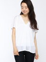【SALE/40%OFF】BENETTON (W)タックVネックTシャツ・カットソーDUC3 ベネトン カットソー【RBA_S】【RBA_E】:BENETTON (UNITED COLORS OF BENETTON)(ベネトン)(W)タックVネックTシャツ・カットソーDUC3ざっくりと開いたVネックが女性らしさを引き立てる半袖カットソー。フォルムに表情をつけるタック使いにも目を向けたい一着です。合わせるボトムを選ばない、シンプルな仕上がりが嬉しいところ。17P3D7NE4119-101-S U23484■■333■■【採寸】アイテムサイズバストウエスト裾周り裄丈着丈S106.096.096.035.556.5M112.0104.0105.04058.53L115.0110.0108.040.559商品のサイズについて【商品詳細】アルバニア素材:表地:指定外繊維(リヨセル)100%その他:ポリエステル100%サイズ:S、M、L洗濯機洗い可※画面上と実物では多少色具合が異なって見える場合もございます。ご了承ください。商品のカラーについて 【予約商品について】 ※「先行予約販売中」「予約販売中」をご注文の際は予約商品についてをご確認ください。 ■重要なお知らせ当店では在庫を複数サイトで共有しているため、同時にご注文があった場合、売切れとなってしまう事がございます。お手数ですが、ご注文後に当店からお送りする「ご注文内容の確認メール」をご確認ください。 商品ページに記載しているメーカー希望小売価格は、楽天市場「商品価格ナビ」に登録されている価格に準じています。 商品の価格について 商品を2点以上ご注文の場合、発送予定日が表記と異なる場合がございます。詳しくは発送についてをご確認ください。BENETTON (UNITED COLORS OF BENETTON)BENETTON (UNITED COLORS OF BENETTON)のTシャツカットソートップスご注文・お届けについて発送ガイドラッピンググッズギフト配送NG4,000円以上送料無料ご利用ガイドよくあるご質問 http://hb.afl.rakuten.co.jp/hgc/g00rf711.q0w8265f.g00rf711.q0w838b2/?pc=http%3A%2F%2Fitem.rakuten.co.jp%2Fstylife%2Fu23484%2F&m=http%3A%2F%2Fm.rakuten.co.jp%2Fstylife%2Fi%2F11313041%2F
