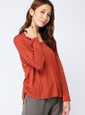 【SALE/69%OFF】BENETTON (W)無地ロングTシャツ・カットソーJPO(日本限定) ベネトン カットソー【RBA_S】【RBA_E】:BENETTON (UNITED COLORS OF BENETTON)(ベネトン)(W)無地ロングTシャツ・カットソーJPO(日本限定)すっきりとしたデコルテを演出するVネックカットソー。滑らかな肌当たりと程よい伸縮性が魅力の天竺を採用し、ワントーンでまとめた上品な印象のアイテムです。やや透け感のある薄手の素材で、着心地も軽やか。合わせるボトムを選ばない、ギャザーを効かせた適度なサイジングも魅力。モデル身長:166cm 着用サイズ:M16AJL3ED6570-150-S U05589■■333■■【採寸】サイズバストウエスト裾周り肩幅袖丈着丈S105.0102.0106.06835.555.5M108.0104.0108.0713758商品のサイズについて【商品詳細】中国素材:ポリエステル65%レーヨン35%サイズ:S、M手洗い可※画面上と実物では多少色具合が異なって見える場合もございます。ご了承ください。商品のカラーについて 【予約商品について】 ※「先行予約販売中」「予約販売中」をご注文の際は予約商品についてをご確認ください。 ■重要なお知らせ当店では在庫を複数サイトで共有しているため、同時にご注文があった場合、売切れとなってしまう事がございます。お手数ですが、ご注文後に当店からお送りする「ご注文内容の確認メール」をご確認ください。 商品ページに記載しているメーカー希望小売価格は、楽天市場「商品価格ナビ」に登録されている価格に準じています。 商品の価格について 商品を2点以上ご注文の場合、発送予定日が表記と異なる場合がございます。詳しくは発送についてをご確認ください。BENETTON (UNITED COLORS OF BENETTON)BENETTON (UNITED COLORS OF BENETTON)のVネックカットソーカットソーご注文・お届けについて発送ガイドラッピンググッズギフト配送NG2,000円以上送料無料ご利用ガイドよくあるご質問 http://hb.afl.rakuten.co.jp/hgc/g00rf711.q0w8265f.g00rf711.q0w838b2/?pc=http%3A%2F%2Fitem.rakuten.co.jp%2Fstylife%2Fu05589%2F&m=http%3A%2F%2Fm.rakuten.co.jp%2Fstylife%2Fi%2F11157472%2F