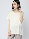 【SALE/50%OFF】BENETTON (W)部分プリントTシャツ・カットソーDDW1 ベネトン カットソー【RBA_S】【RBA_E】:BENETTON (UNITED COLORS OF BENETTON)(ベネトン)(W)部分プリントTシャツ・カットソーDDW12016年Autunno(秋)/Inverno(冬)コレクションアイテムプリントを施した半袖カットソー。段違いのヘムラインやバックスリットなど、ささやかなこだわりが光る一枚です。ソフトタッチな素材とゆったり感のあるシルエットで気負わずに着こなせます。モデル身長:165cm 着用サイズ:L16A3L7NE1B12-09T-S U06598■■333■■【採寸】サイズバストウエストヒップ肩幅袖丈着丈S97.0101.0101.0371963.5M105.0107.0107.038.519.564L109.0113.0113.039.52064.5商品のサイズについて【商品詳細】中国素材:コットン100%サイズ:S、M、L洗濯機洗い可※画面上と実物では多少色具合が異なって見える場合もございます。ご了承ください。商品のカラーについて 【予約商品について】 ※「先行予約販売中」「予約販売中」をご注文の際は予約商品についてをご確認ください。 ■重要なお知らせ当店では在庫を複数サイトで共有しているため、同時にご注文があった場合、売切れとなってしまう事がございます。お手数ですが、ご注文後に当店からお送りする「ご注文内容の確認メール」をご確認ください。 商品ページに記載しているメーカー希望小売価格は、楽天市場「商品価格ナビ」に登録されている価格に準じています。 商品の価格について 商品を2点以上ご注文の場合、発送予定日が表記と異なる場合がございます。詳しくは発送についてをご確認ください。BENETTON (UNITED COLORS OF BENETTON)BENETTON (UNITED COLORS OF BENETTON)のTシャツカットソートップスご注文・お届けについて発送ガイドラッピンググッズギフト配送NG4,000円以上送料無料ご利用ガイドよくあるご質問 http://hb.afl.rakuten.co.jp/hgc/g00rf711.q0w8265f.g00rf711.q0w838b2/?pc=http%3A%2F%2Fitem.rakuten.co.jp%2Fstylife%2Fu06598%2F&m=http%3A%2F%2Fm.rakuten.co.jp%2Fstylife%2Fi%2F11168161%2F
