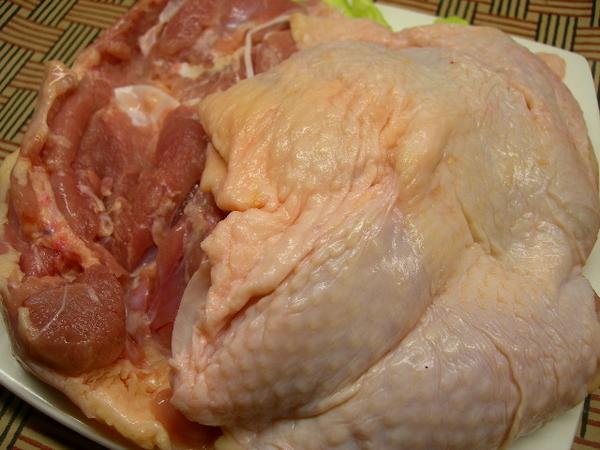 格安!!もも肉は使い方色々!!国産鶏のモモ肉2000g