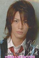 【中古】生写真(ジャニーズ)/アイドル/KAT-TUN KAT-TUN/亀梨和也/バストアップ・衣装制服/2006年帝劇/サインの印刷付き/帝劇公演会場限定CD「青春アミーゴ」購入特典【タイムセール】