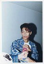 【中古】生写真(ジャニーズ)/アイドル/SMAP SMAP/香取慎吾/バストアップ・青チェックシャツ・背景白/公式生写真 - ネットショップ駿河屋 楽天市場店