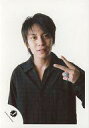【11日1:59まで!!エントリーでP10倍】【中古】生写真(ジャニーズ)/アイドル/関ジャニ∞ 関ジャニ∞/渋谷すばる/上半身・シャツ黒・左手ピース/公式生写真