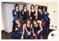 【中古】生写真(ジャニーズ)/アイドル/Kis-My-Ft2 Kis-My-Ft2/集合・横型・衣装青・ロッカー・時計・Jロゴ/公式生写真 - ネットショップ駿河屋　楽天市場店