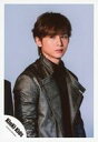 【中古】生写真(ジャニーズ)/アイドル/KinKi Kids KinKi Kids/堂本光一/上半身・衣装グレー黒・体右向き・目線左・背景グレー/「道は手ずから夢の花」PV&ジャケ写撮影/公式生写真【タイムセール】
