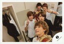 【中古】生写真(ジャニーズ)/アイドル/ジャニーズJr. ジャニーズJr./集合(5人)/横型・上半身・衣装赤・金・白・手前佐久間・ピース・背景白/「ジャニーズ銀座2015」オフショット/公式生写真