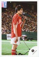 【中古】生写真(ジャニーズ)/アイドル/ジャニーズJr. ジャニーズJr./佐藤龍我/ライブフォト・膝上・衣装赤白・左手マイク・体右向き/17春 <strong>中山優馬</strong>さん・ジャニーズJr.「ジャニーズ大運動会 2017」ライブフォト/公式生写真
