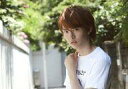 【中古】生写真(男性)/俳優 和田雅成/横型・バストアップ・衣装白・Tシャツ・左向き・左手右胸・屋外/舞台「泪橋ディンドンバンド2~傷だらけの夕陽~」ブロマイド3