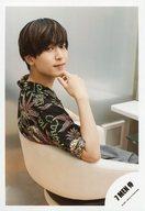 【中古】生写真(ジャニーズ)/アイドル/7 MEN 侍 7 MEN 侍/<strong>中村嶺亜</strong>/膝上/「サマステライブ THE FUTURE」グッズオフショット/公式生写真