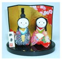 《新作》ちりめんおひなさま 縮緬立ち雛和み 代付き箱入り 〈...