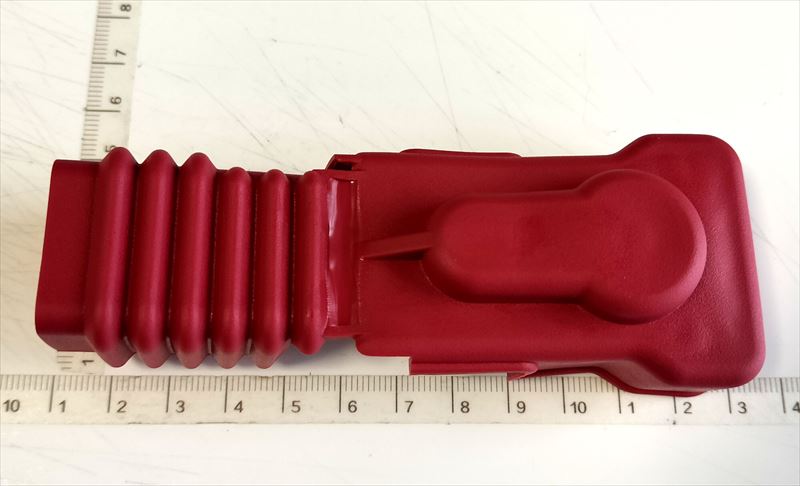 バッテリターミナルコネクタカバーのみ 82821-35020 ハイラックス用 トヨタ純正部品 m130m