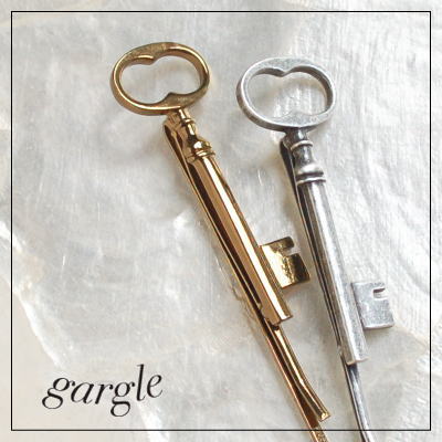 【gargle/ガーグル】antique key アンティークの鍵モチーフ　キーヘアピンメ…...:swaps:10003423