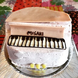 3D立体型ケーキ　ピアノのかたちなど 　スイーツ プチプギフト　誕生日　バースデーケーキ パーティ サプライズ <strong>キャラクター</strong>ケーキ 還暦 お祝い 結婚記念日　古希　米寿　おうち時間