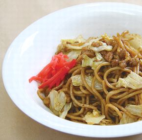 昭和ミート)横手やきそば200g×5個(冷凍食品 具材付 電子レンジ調理可 和食 麺 ご飯)