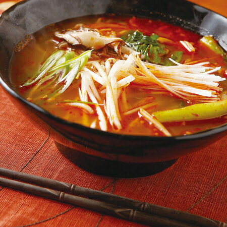 黒釉　手びねりめん鉢ラーメン丼ぶり/麺鉢/和食器/大鉢/どんぶり/うどん鉢/大きな鉢/黒い…...:t-east:10005462