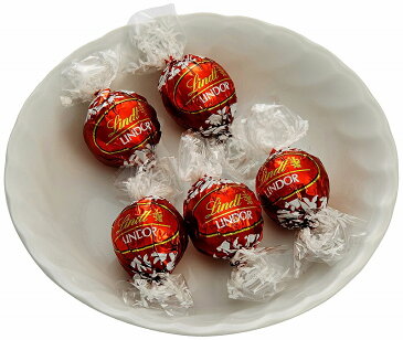 リンツ(Lindt) リンドール ミルクパック 60g 【個包装 六甲バター QBB スイス 高級チョコレート トリュフチョコ】