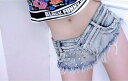 夜店DS公演 セクシー/ローライズ/レディース/ホットパンツ/マイクロミニ/デニムパンツ/ショーパン/ショートパンツ超短/スリム/ヒップUP デニム ショートパンツ レディース ショーパン ホットパンツ:■商品説明■ ■素 材■ デニム ■セット内容■ズボン ■サイズCM■ S:太もも周り:46 ウエスト:64着丈:14ヒップ:82 M:太もも周り:46 ウエスト:68着丈:14ヒップ:86 L:太もも周り:46 ウエスト:72着丈:14ヒップ:90 個人測った寸法になります。数センチの誤差が出る場合がありますので参考にして下さいませ。 ■納期■ ご入金確認後、5-7営業日以内に発送いたします ■注意■ ※写真はサンプル品となります。PCの利用環境、撮影環境などにより、少々異なる可能性がありますので、細部までこだわる方、完璧を求める方のご入札はご遠慮いただいております。 ※撮影の為、画質等の関係上、色などが実際の商品と若干違ってしまうこともあるかもしれませんがご理解のほどご入札ください。予めご了承ください。 ※製品更新により、予告なしで同じ商品がデザイン、色若干変わる場合がございます、予めご了承下さい。 http://hb.afl.rakuten.co.jp/hgc/g00sj591.q0w82f36.g00sj591.q0w83a05/?pc=http%3A%2F%2Fitem.rakuten.co.jp%2Ftakedasatoshi%2Fldpk12%2F&m=http%3A%2F%2Fm.rakuten.co.jp%2Ftakedasatoshi%2Fi%2F10000034%2F