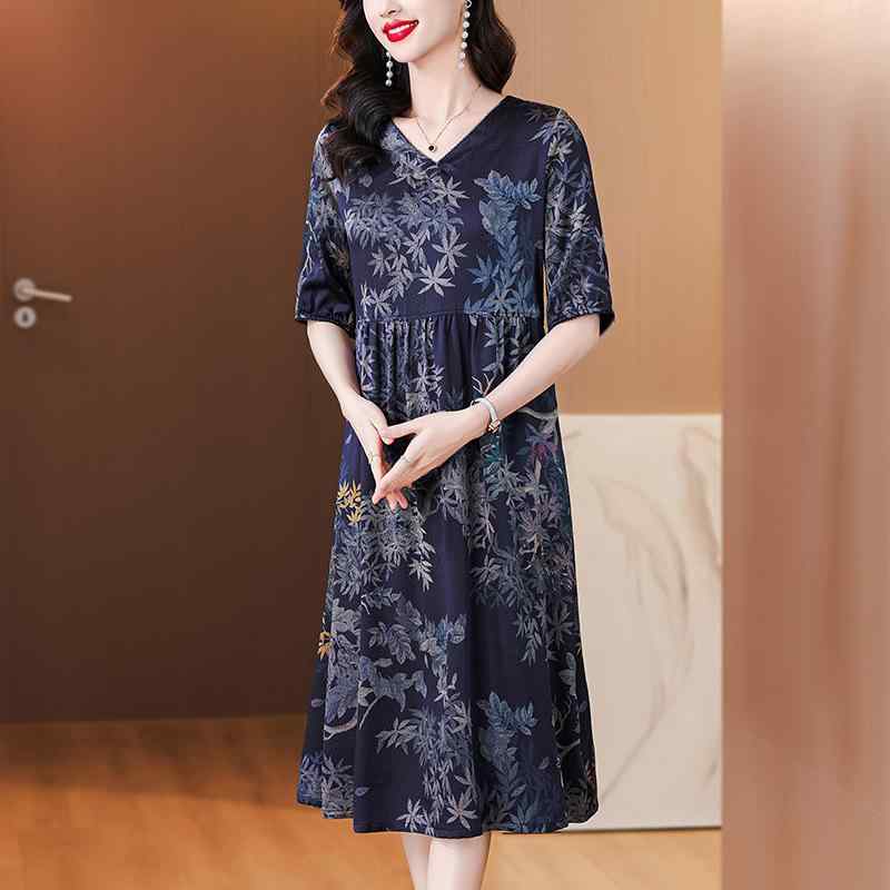 ワンピース レディース 大きいサイズ 真silk シルク 桑絹 Aライン Vネック 半袖 花柄 ミディアム丈 ミモレ丈 膝下丈 高齢者向け 高品質 高級感 着痩せ 細見え 体型カバー ゆったり 普段使い パーティー お呼ばれ 結婚式 二次会 フォーマル