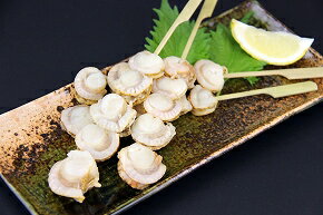 帆立貝串8本　マキノシーフーズ　貝類　魚介類食材　【冷凍食品】【業務用食材】【5250円以上で送料無料】[冷凍]帆立貝串8本　マキノシーフーズ　バーベキューにどうぞ！ひも付きです[冷凍食品][5,250円以上で送料無料]