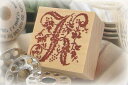 イニシャル 刺繍 画像