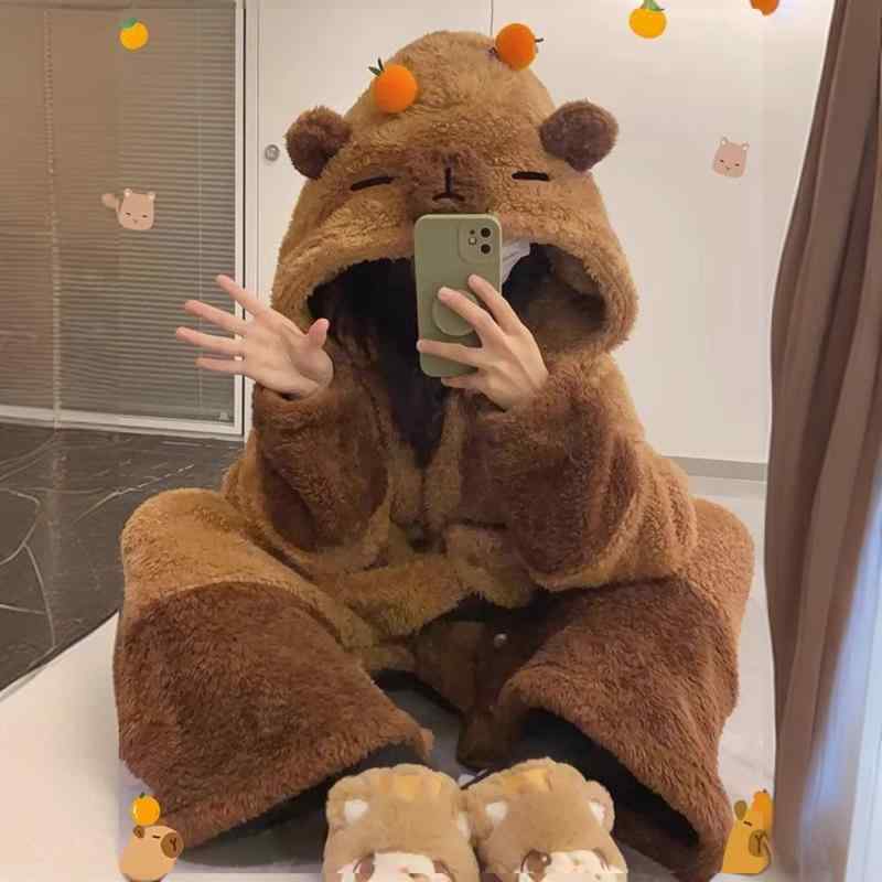 パジャマ レディース 秋冬 ルームウェア カピバラ 珊瑚フリース バスローブ 厚手 長袖 長ズボン 上下セット 部屋着 寝巻き あったか 暖か 保温 リラックス ウェア ゆったり かわいい