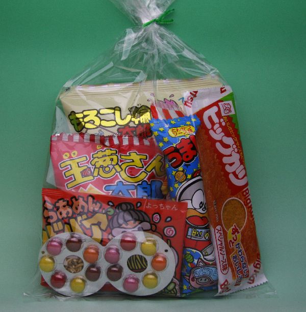 子供会向きの駄菓子詰め合わせセット160円セット　B社員旅行、子供会などのイベント向きの駄菓子詰め合わせのセットです。
