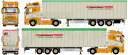 【予約】2017年6-8月以降発売予定Traveo Volvo FH04 Globetrotter with Cargo フロアトレーラー Teknoテクノ 建設機械模型 工事車両 1/50 ミニチュア