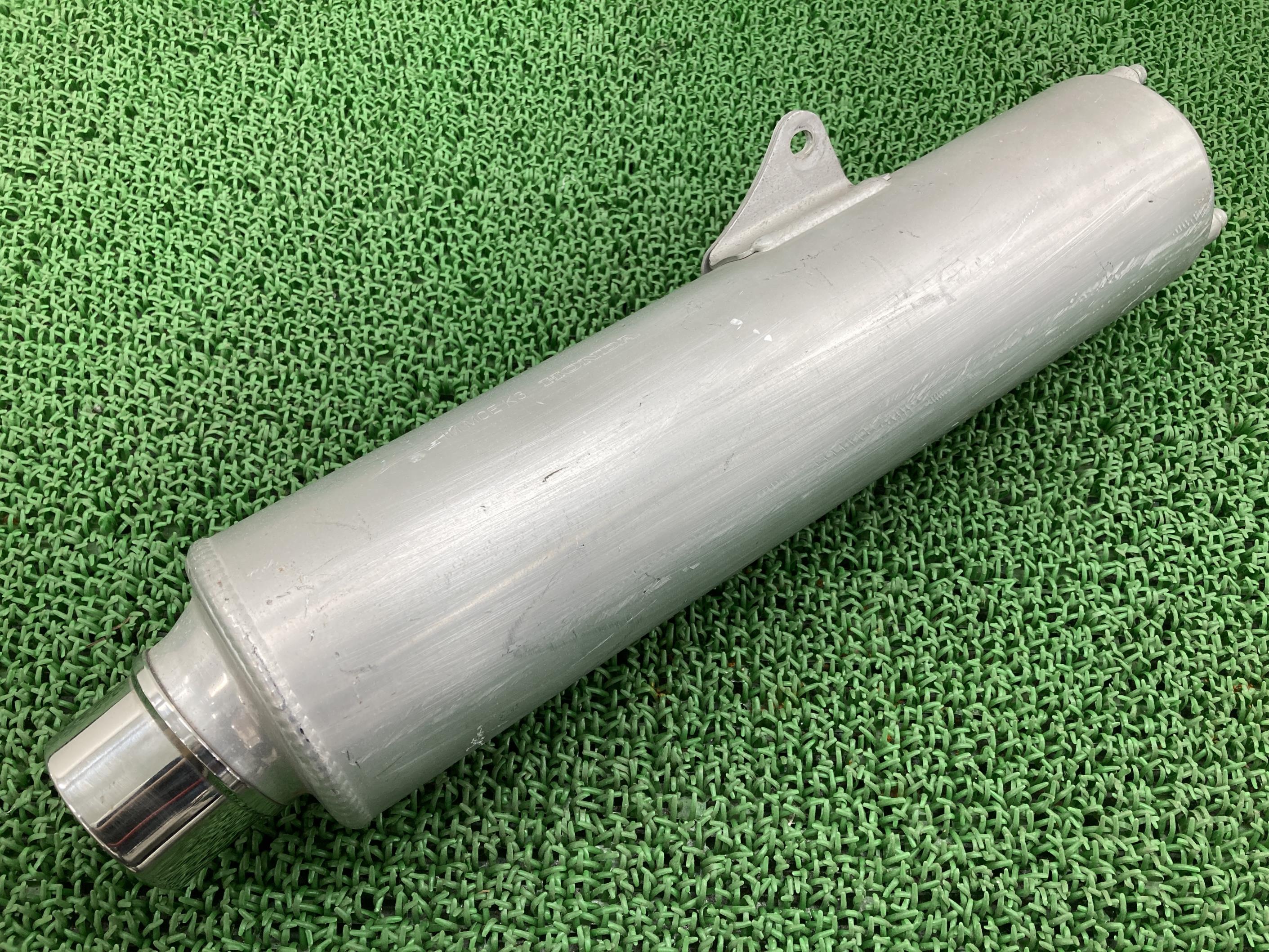 CB400SF サイレンサーマフラー ホンダ 純正 バイク 部品 NC39 コケキズ無し 品薄 希少品 車検 Genuine 【中古】 17