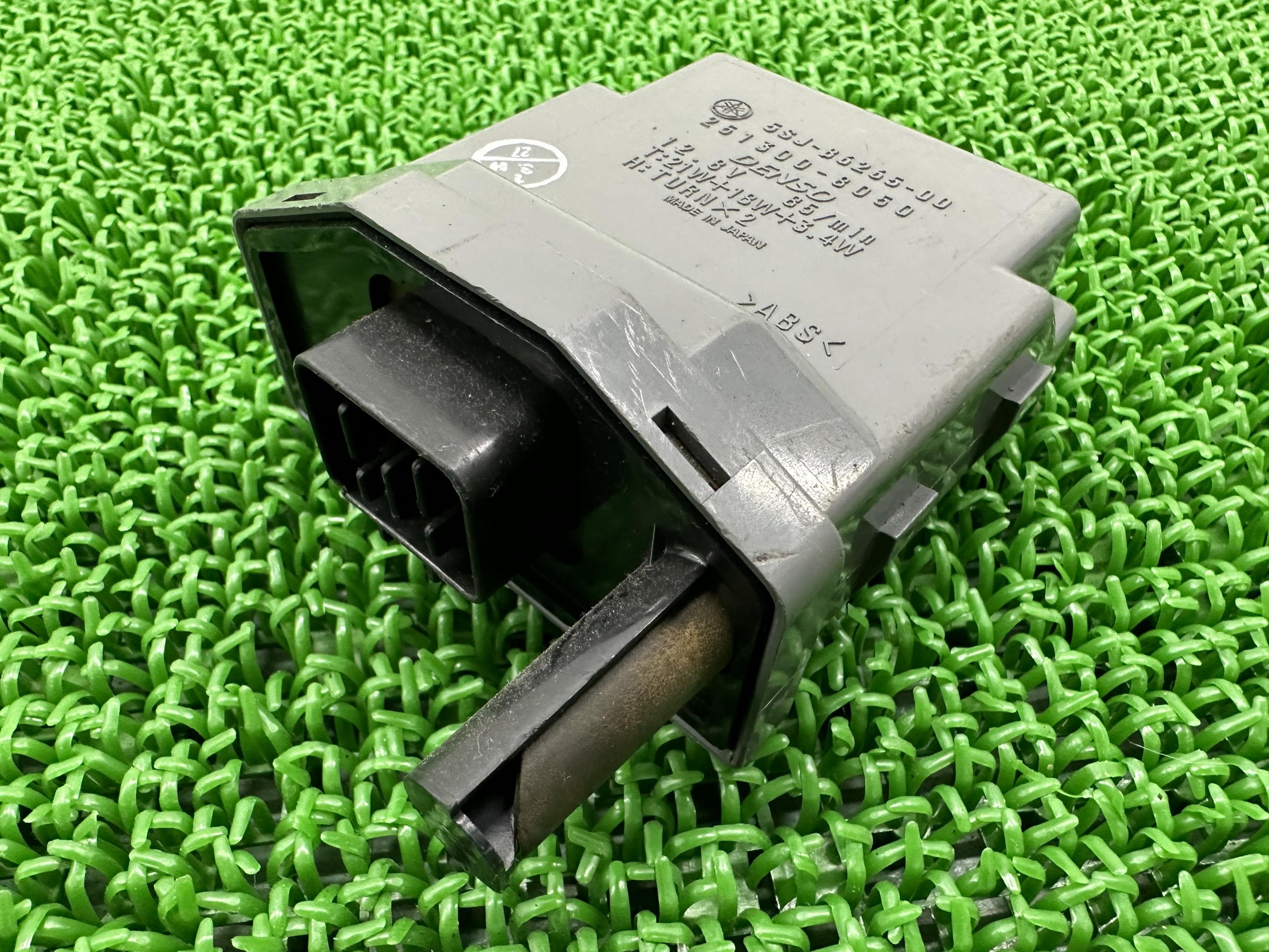 マジェスティ250 コントロールユニット ヤマハ 純正 バイク 部品 SG03J 5GM リモートコントロールユニット 機能的問題なし 車検 Genuine 【中古】