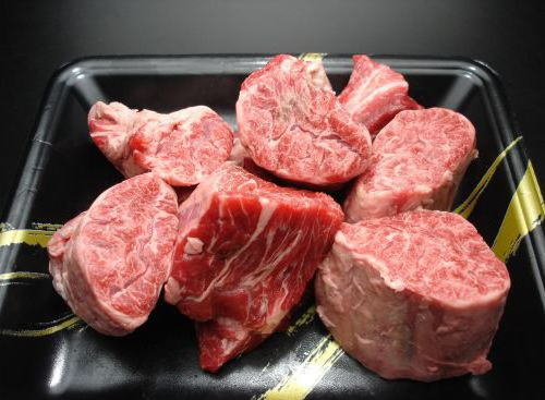 A5・A4等級　羽後和牛すね肉ぶつ切り　500g