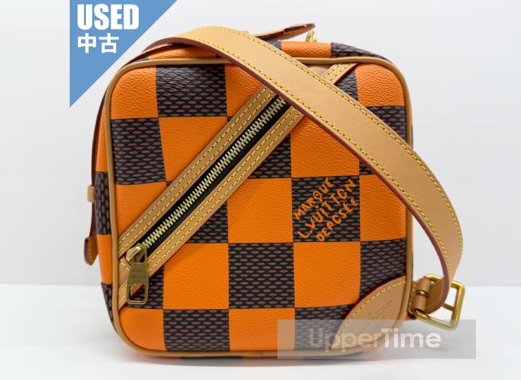 LOUIS VUITTON　ルイヴィトン　ダミエポップ　チェスメッセンジャー　N40548　ボルケーノオレンジ　Aランク　中古　名古屋店舗販売　送料無料