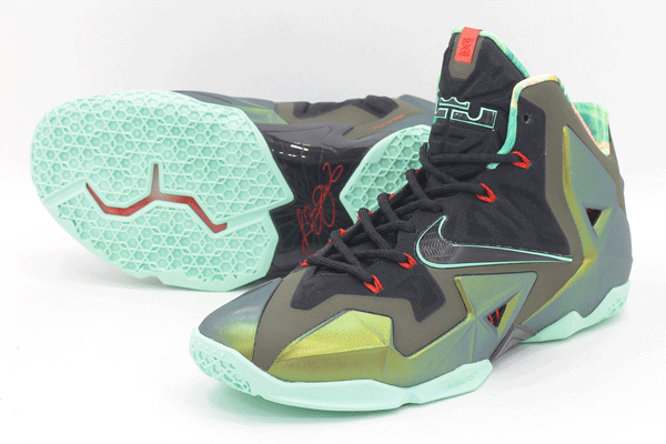  10月12日発売 2013年 FALLモデル NIKE LEBRON 11 ナイキ レブロン 11 パラシュートゴールド/Aグリーン