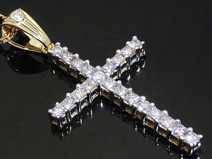 【送料無料】 AQUAMASTER アクアマスター コレクション 14Kイエローゴールド　ダイヤモンド0．89ct ペンダント