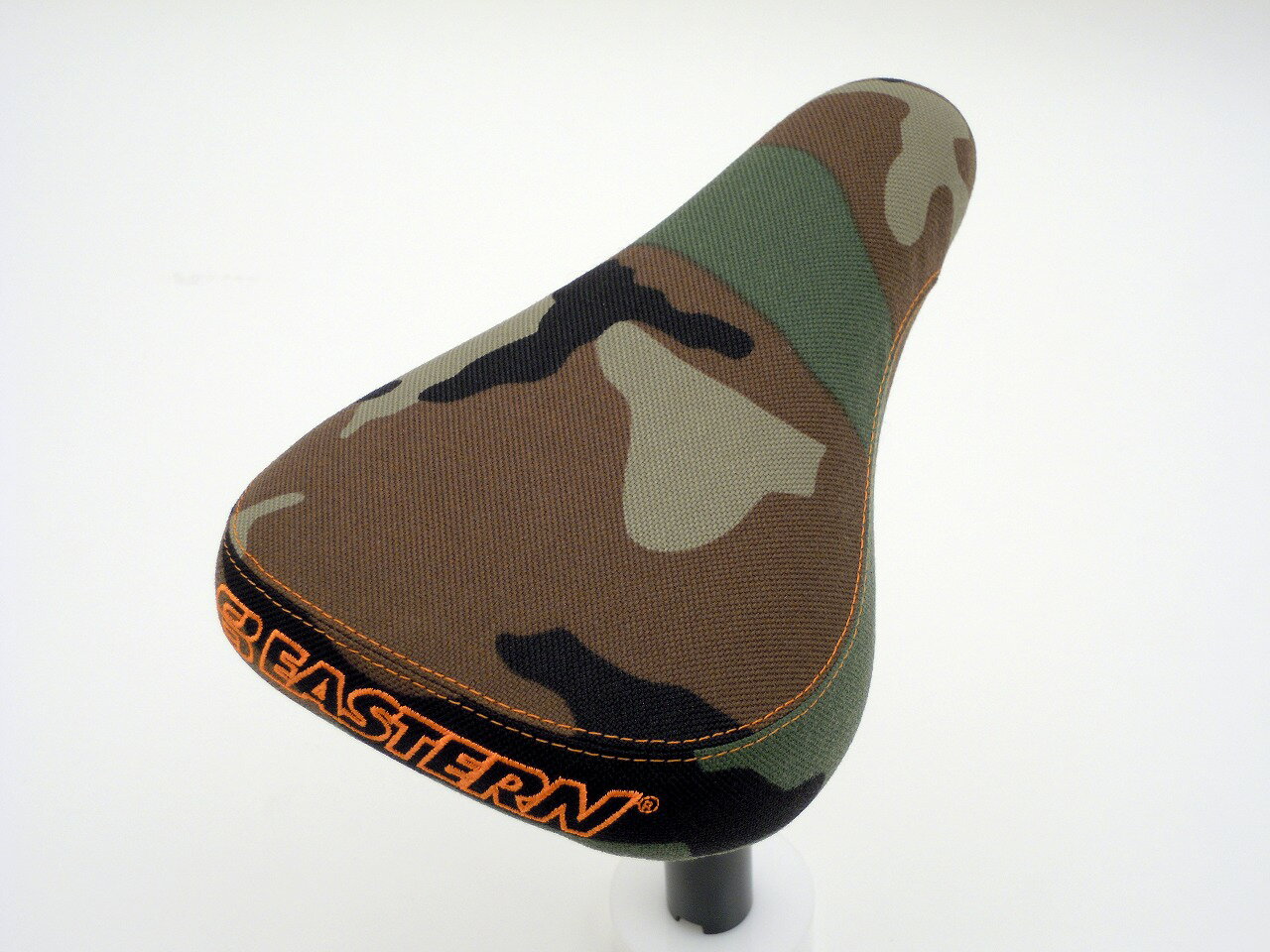 【BMX シート】 EASTERN (イースタン) Fat Seat/Post Combo Pivotal Seat (Camo)の画像