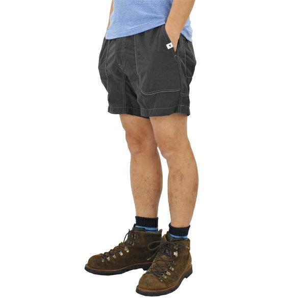 アンドワンダー nylon climbing short pants charcoal