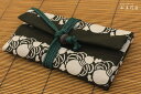 【DM便対応可】一万円札が入る道中財布 日本製 綿100% 岡重柄 ひょうたん繋ぎ縞 紐:緑〈ベージュ〉