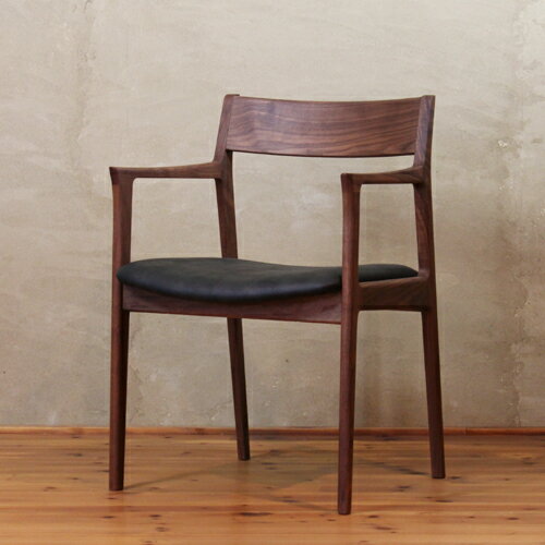 【楽天市場】ダイニングアームチェア SF12-waチェア/椅子/腰掛/木製/無垢材/軽い/強い/ウォールナット材/家具メーカー/日本製