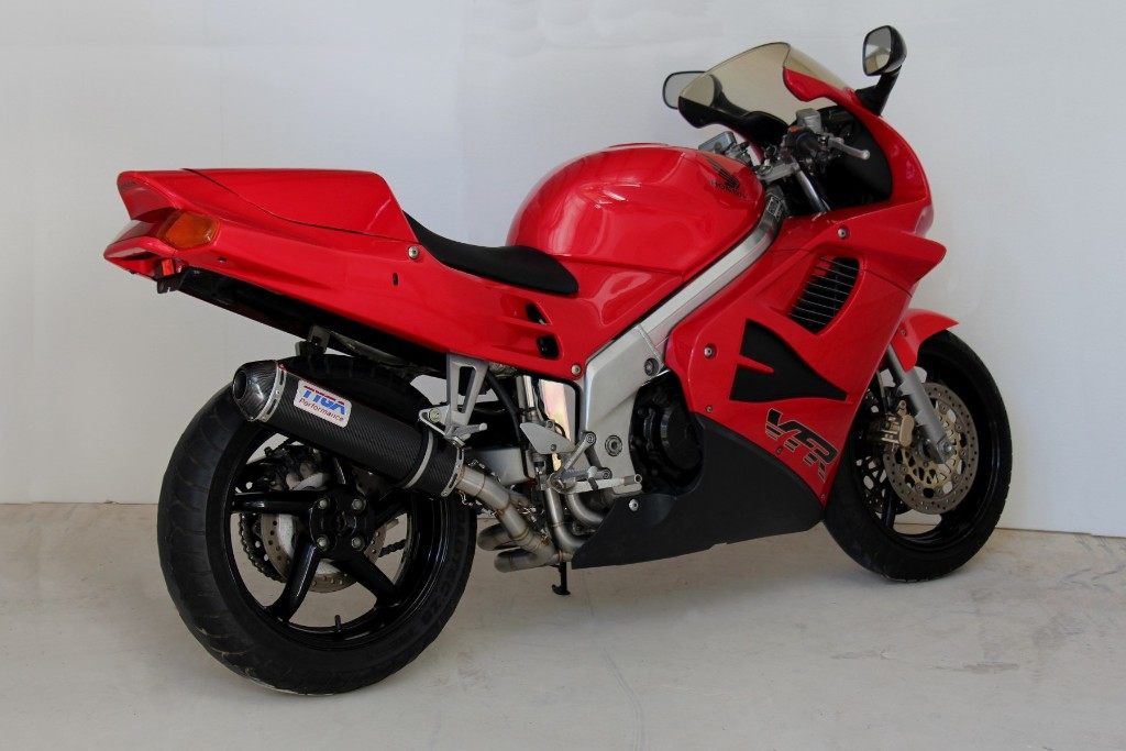 TYGA PERFORMANCE タイガパフォーマンス フルエキゾーストシステム カーボンオーバル/カーボンエンドキャップサイレンサー VFR750F HONDA ホンダ フルエキゾーストマフラー マフラー