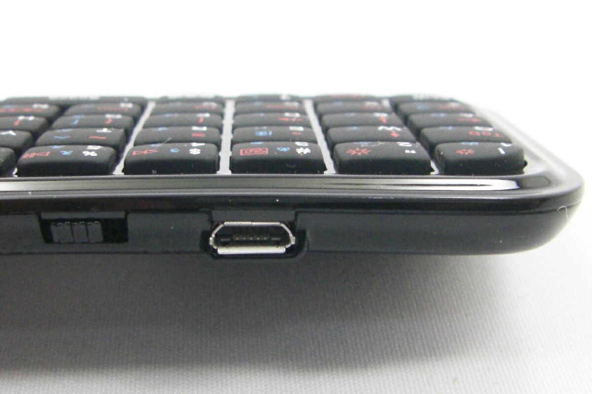 0938 FE-MKBJBT/BK Bluetooth2.0対応ミニキーボードiPhoneなど各種モバイル機器への入力に最適,使いやすい日本語JISキー配列です,BLUETOOTH ブルートゥース キーボード 超ミニキーボード,小型無線キーボード,Mini Bluetooth Keyboard