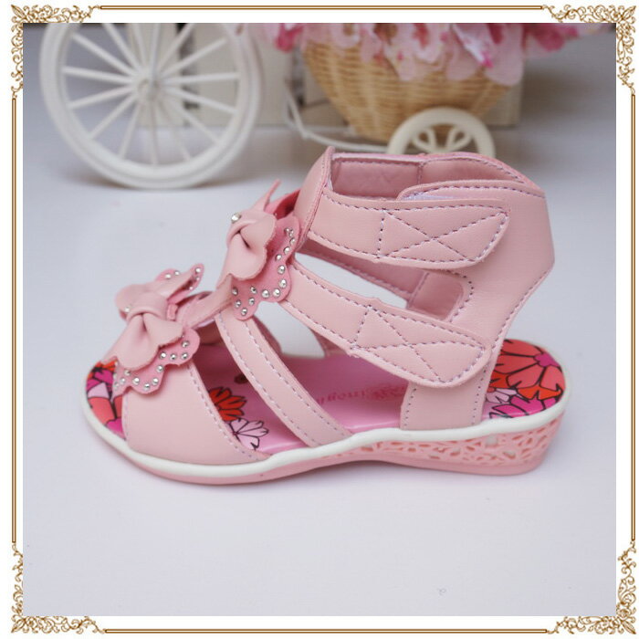 ... wi 7724508 i 278766 318 3a child sandals girl sandals girl four circle