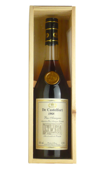 【木箱入】カステルフォール・エクストラ（元詰）[1968]年・究極限定古酒・AOCバ・アルマニャック・豪華木箱入De Castelfort EXTRA [1968] AOC Bas Armagnac